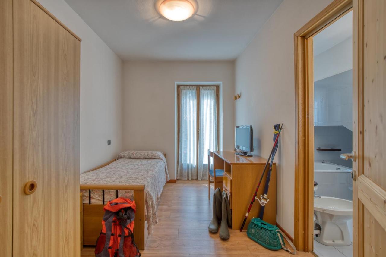 Albergo Moleta Spiazzo  Eksteriør billede