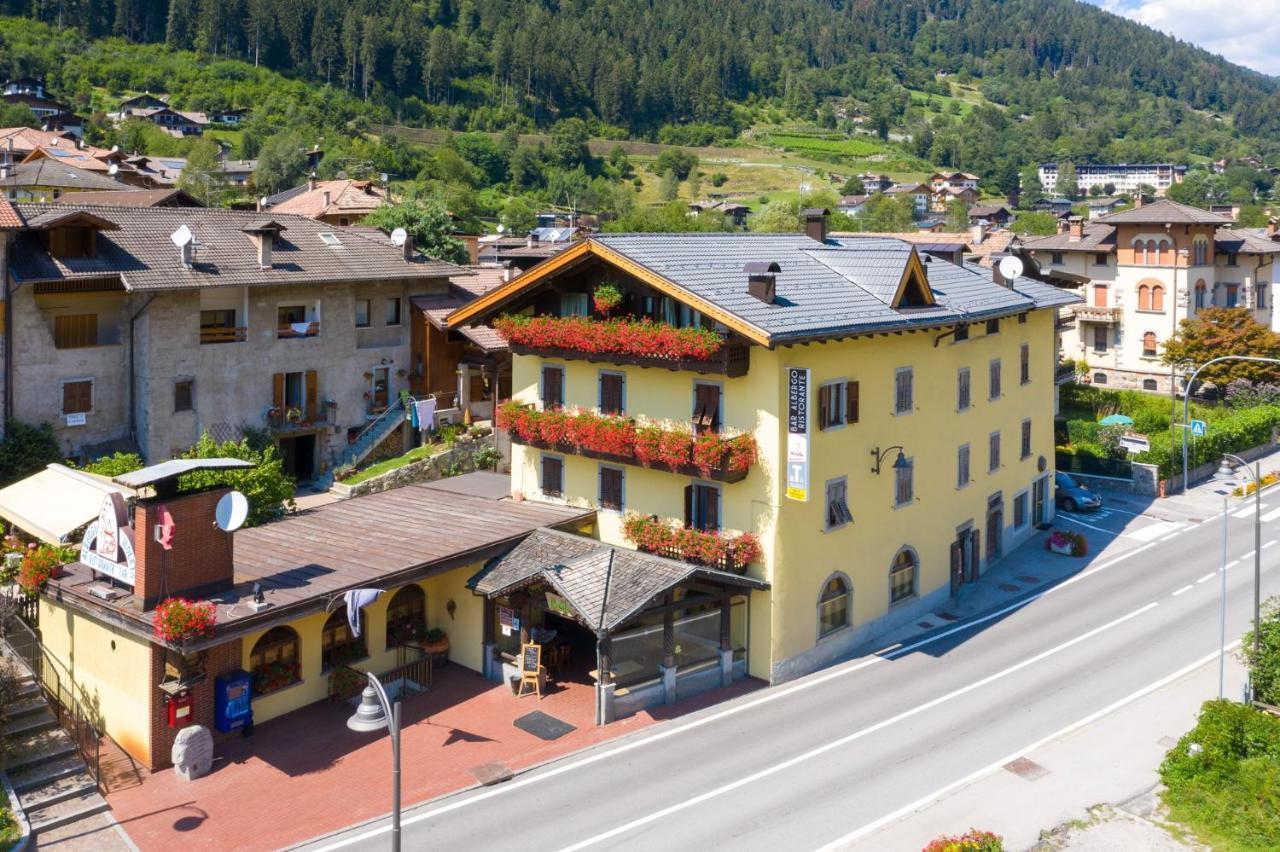 Albergo Moleta Spiazzo  Eksteriør billede